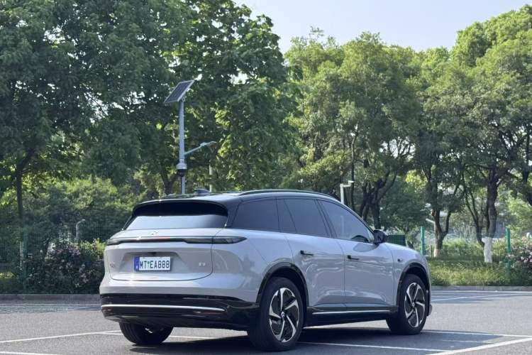 Used Nio ES6 2025 75 kWh Exterior 5