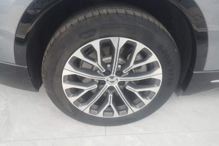 Used Nio ES6 2025 75 kWh Exterior 5