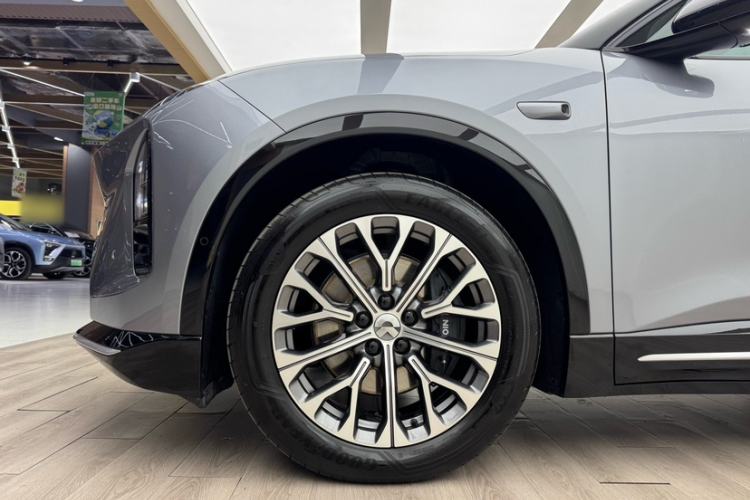 Used Nio ES6 2025 75 kWh Exterior 6