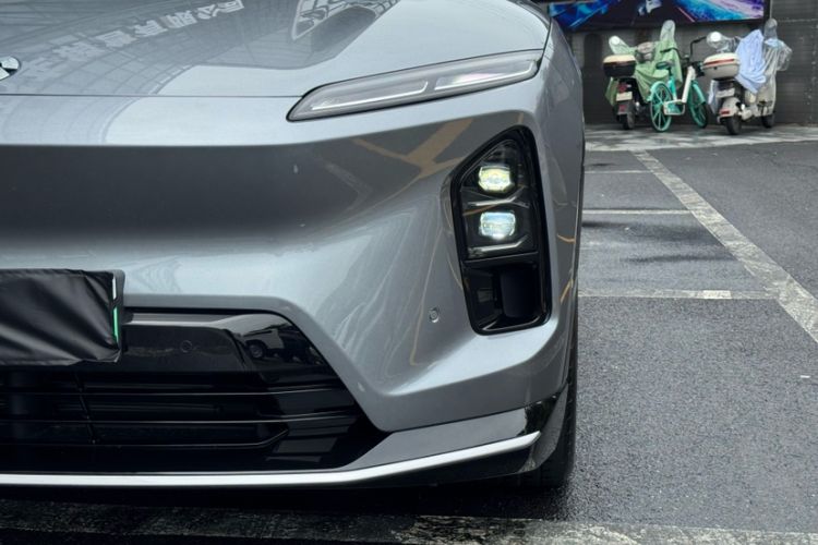 Used Nio ES6 2025 100 kWh Exterior 6