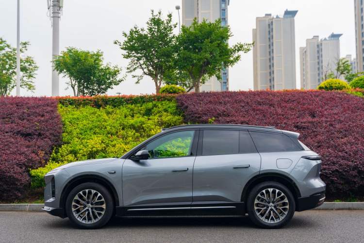 Used Nio ES6 2025 75 kWh Exterior 7
