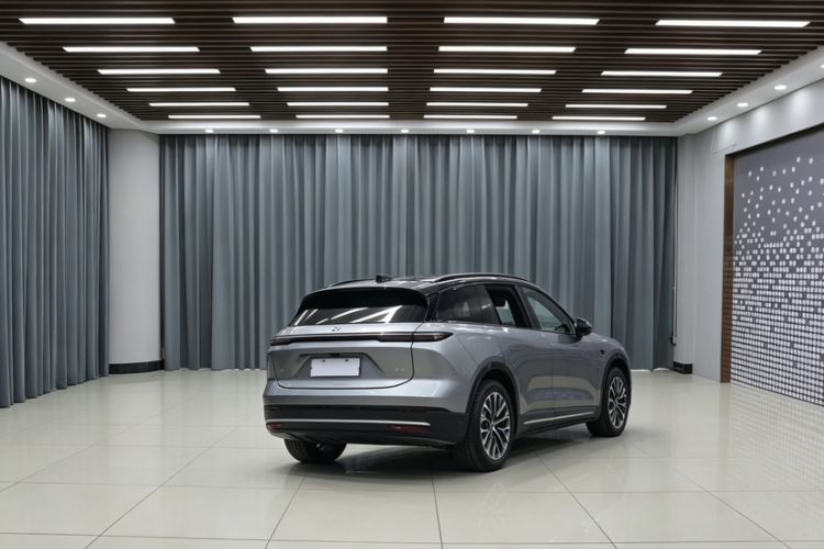 Used Nio ES6 2025 75 kWh Exterior 8