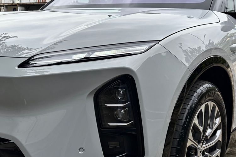 Used Nio ES6 2025 75 kWh Exterior 9