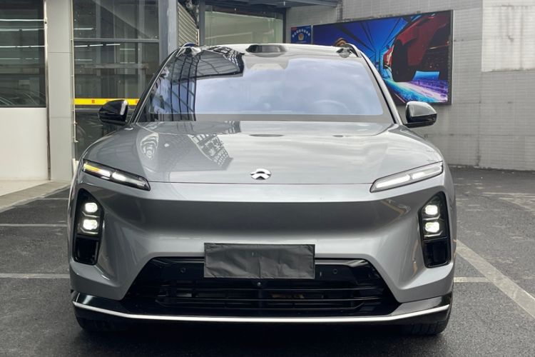 Used Nio ES6 2025 75 kWh Exterior 9
