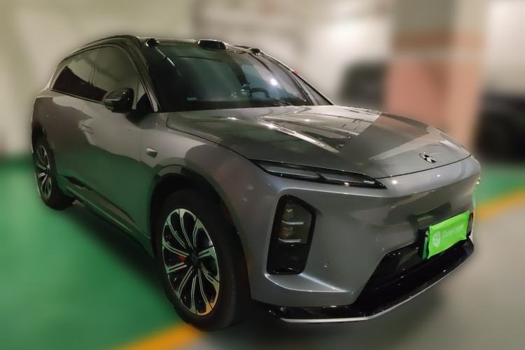 Used Nio ES6 2025 75 kWh Front Right 45 Deg