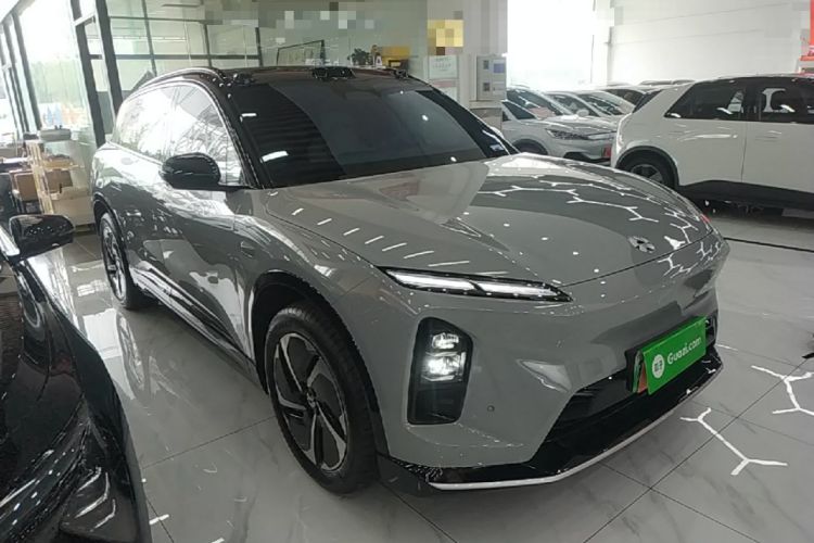 Used Nio ES6 2025 75 kWh Front Right 45 Deg