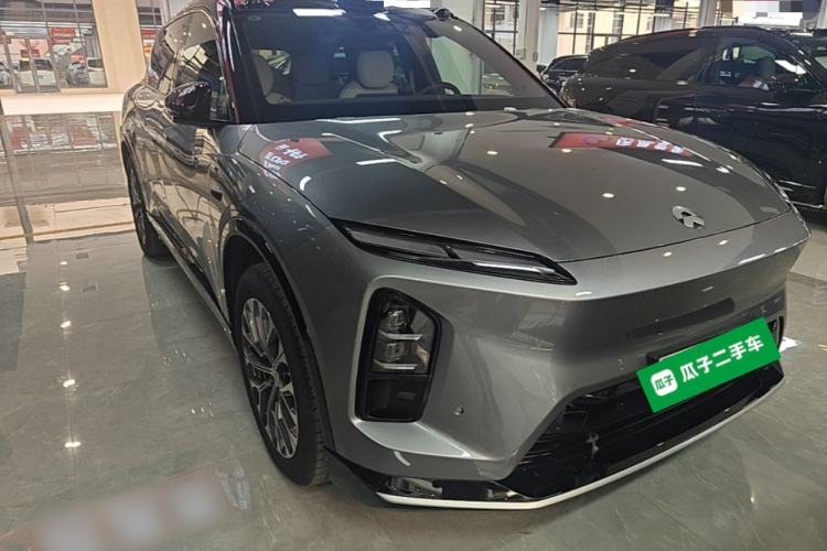 Used Nio ES6 2025 75 kWh Front Right 45 Deg