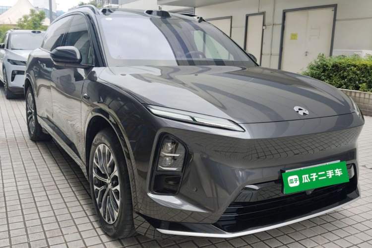 Used Nio ES6 2025 75 kWh Front Right 45 Deg