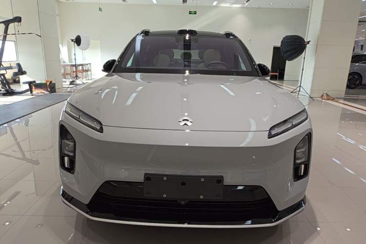 Used Nio ES6 2025 75 kWh Front