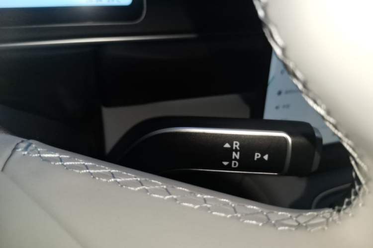 Used Nio ES6 2025 75 kWh Gear Lever