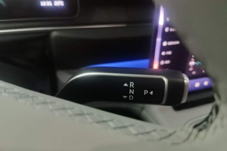 Used Nio ES6 2025 75 kWh Gear Lever