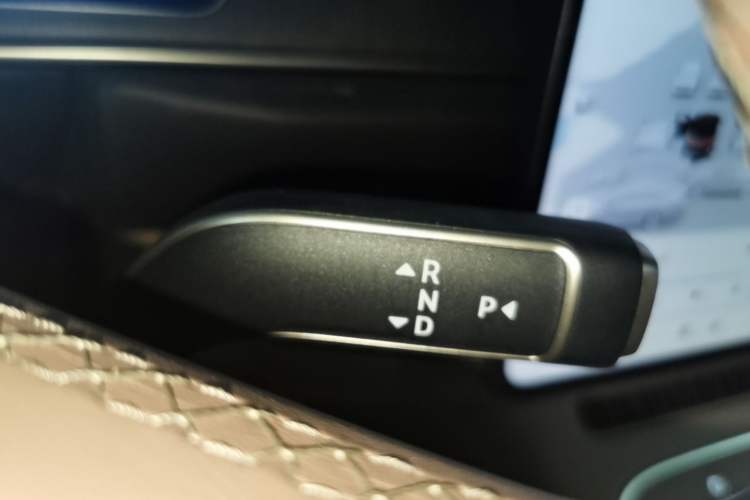 Used Nio ES6 2025 75 kWh Gear Lever