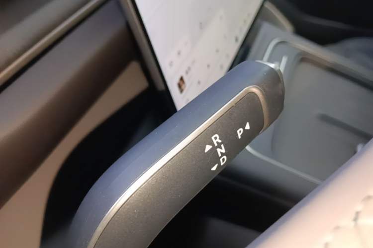 Used Nio ES6 2025 75 kWh Gear Lever
