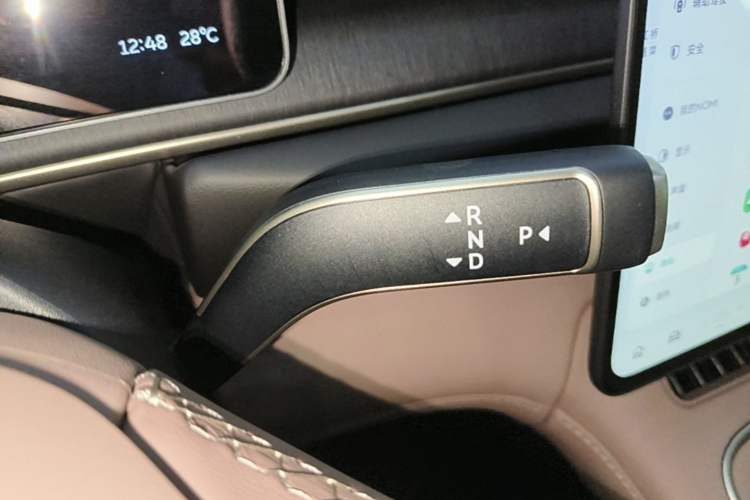 Used Nio ES6 2025 75 kWh Gear Lever