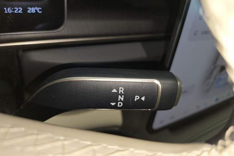 Used Nio ES6 2025 75 kWh Gear Lever