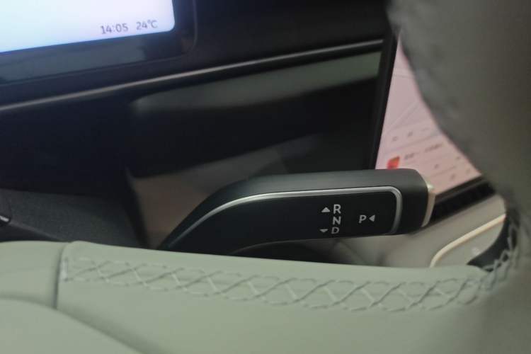 Used Nio ES6 2025 75 kWh Gear Lever