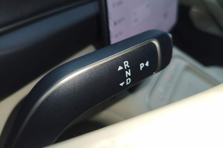Used Nio ES6 2025 75 kWh Gear Lever