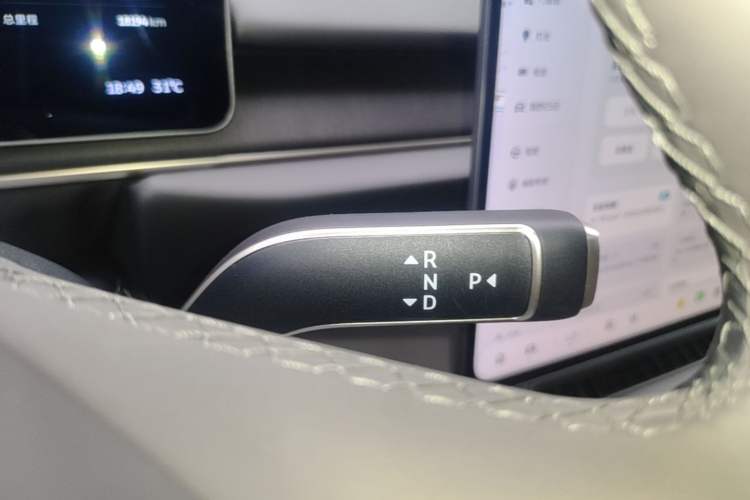 Used Nio ES6 2025 75 kWh Gear Lever