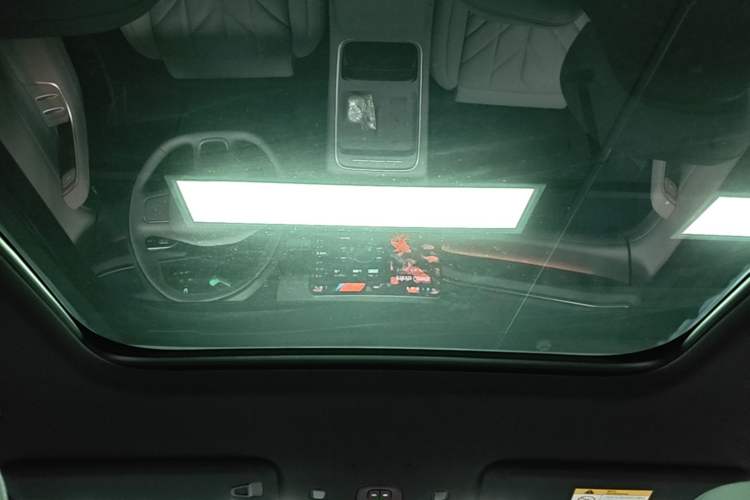 Used Nio ES6 2025 75 kWh Headliner