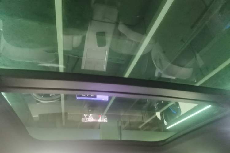 Used Nio ES6 2025 75 kWh Headliner