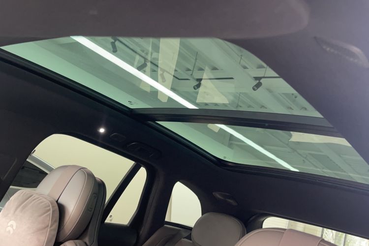 Used Nio ES6 2025 75 kWh Headliner