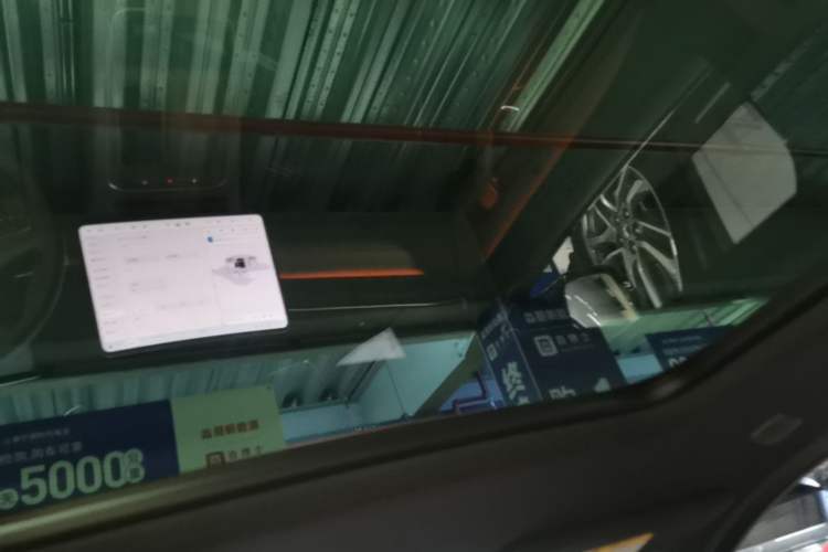 Used Nio ES6 2025 75 kWh Headliner