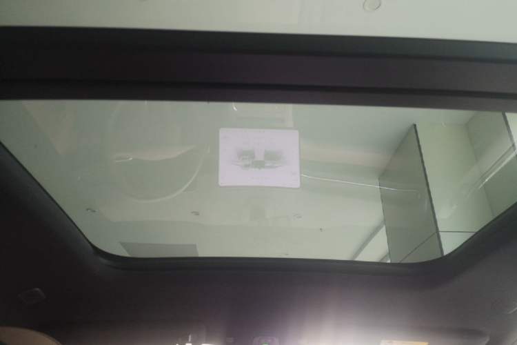 Used Nio ES6 2025 75 kWh Headliner