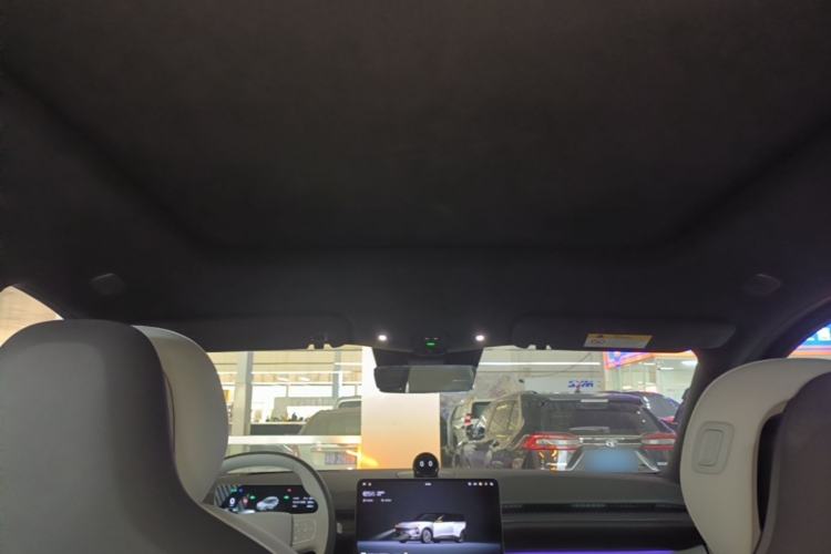 Used Nio ES6 2025 75 kWh Headliner
