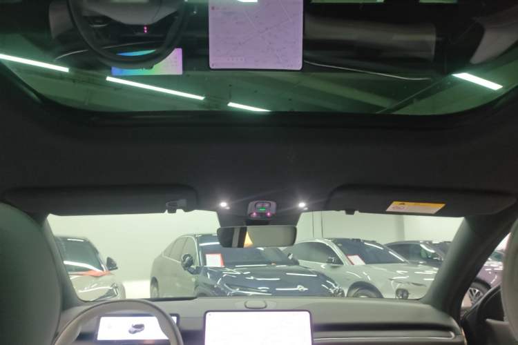 Used Nio ES6 2025 75 kWh Headliner