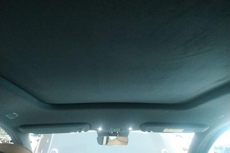 Used Nio ES6 2025 75 kWh Headliner