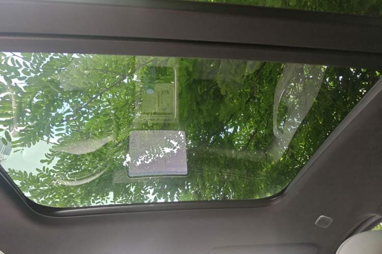 Used Nio ES6 2025 75 kWh Headliner