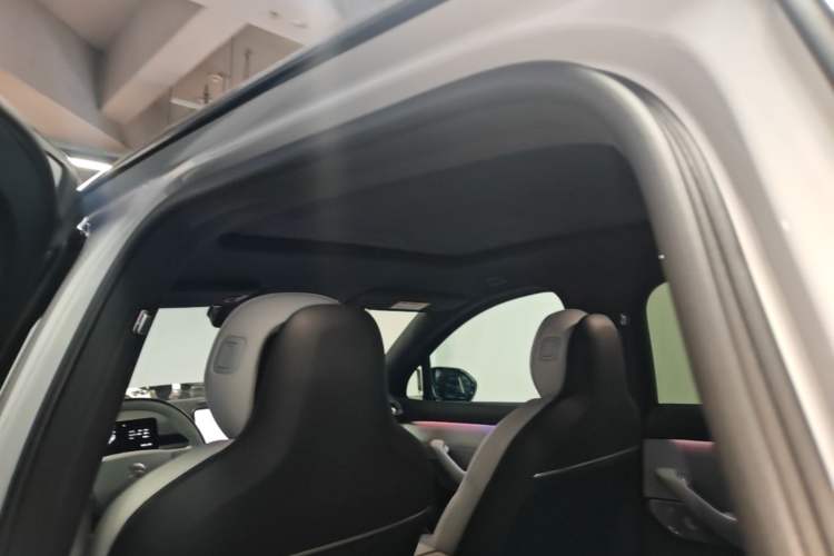 Used Nio ES6 2025 75 kWh Headliner
