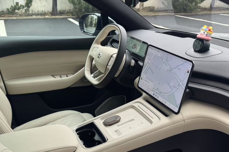 Used Nio ES6 2025 75 kWh Interior 1