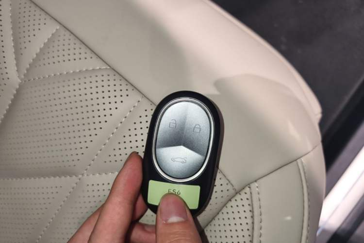 Used Nio ES6 2025 75 kWh Interior 1