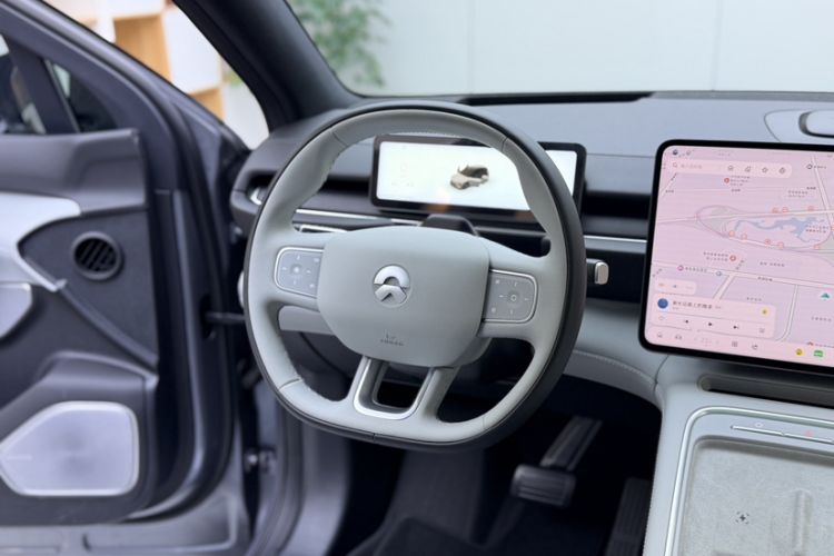 Used Nio ES6 2025 75 kWh Interior 1