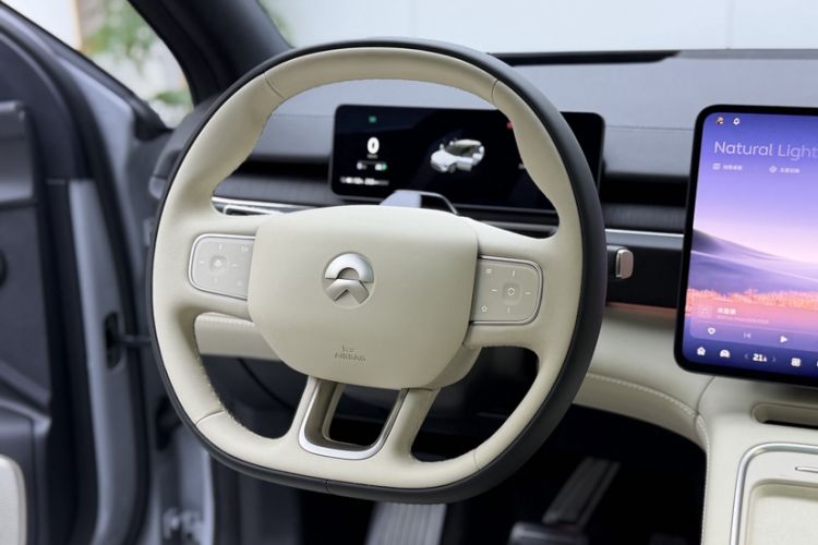 Used Nio ES6 2025 75 kWh Interior 10