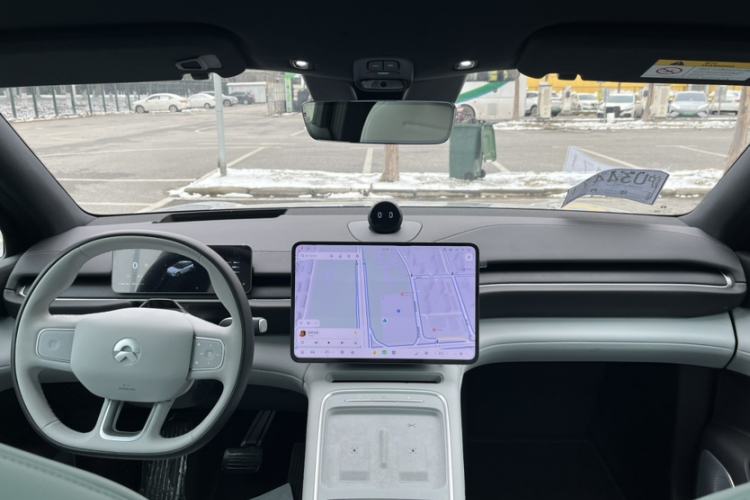 Used Nio ES6 2025 75 kWh Interior 2