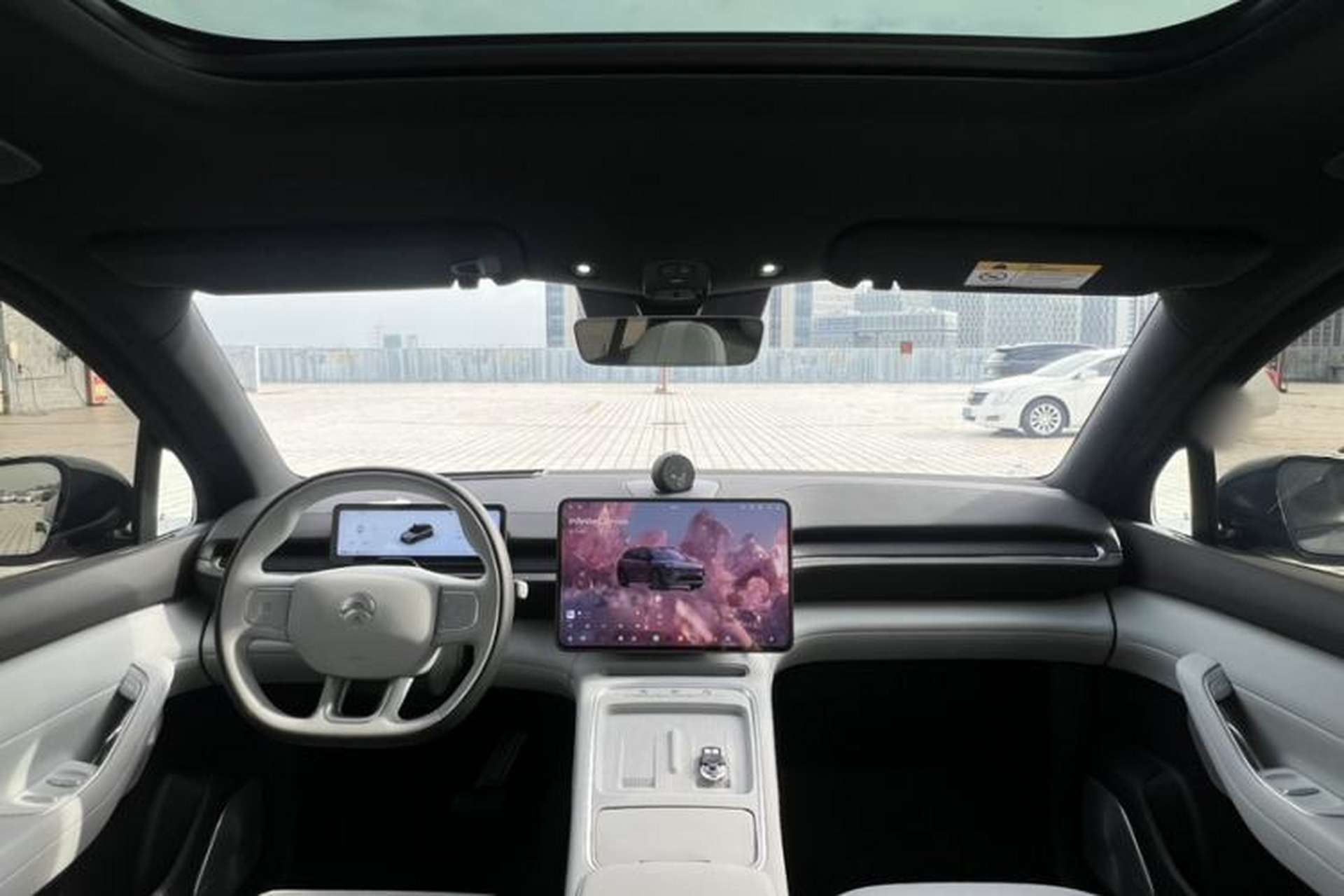 Used Nio ES6 2025 Model 100kWh 300,000th Anniversary Edition Interior 2