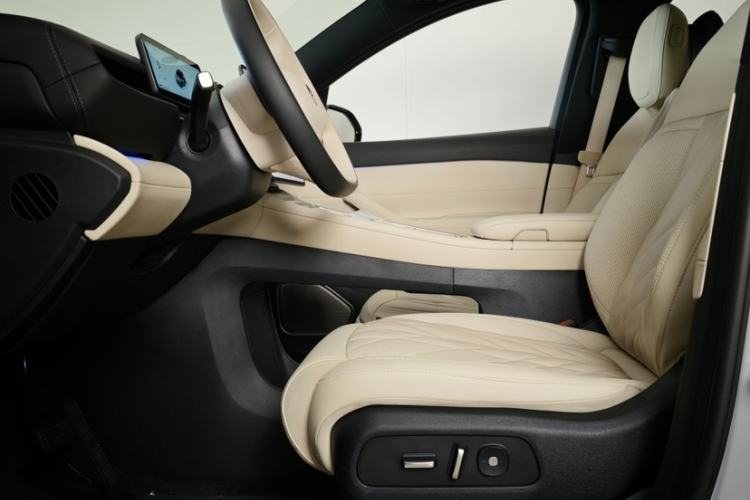 Used Nio ES6 2025 75 kWh Interior 2