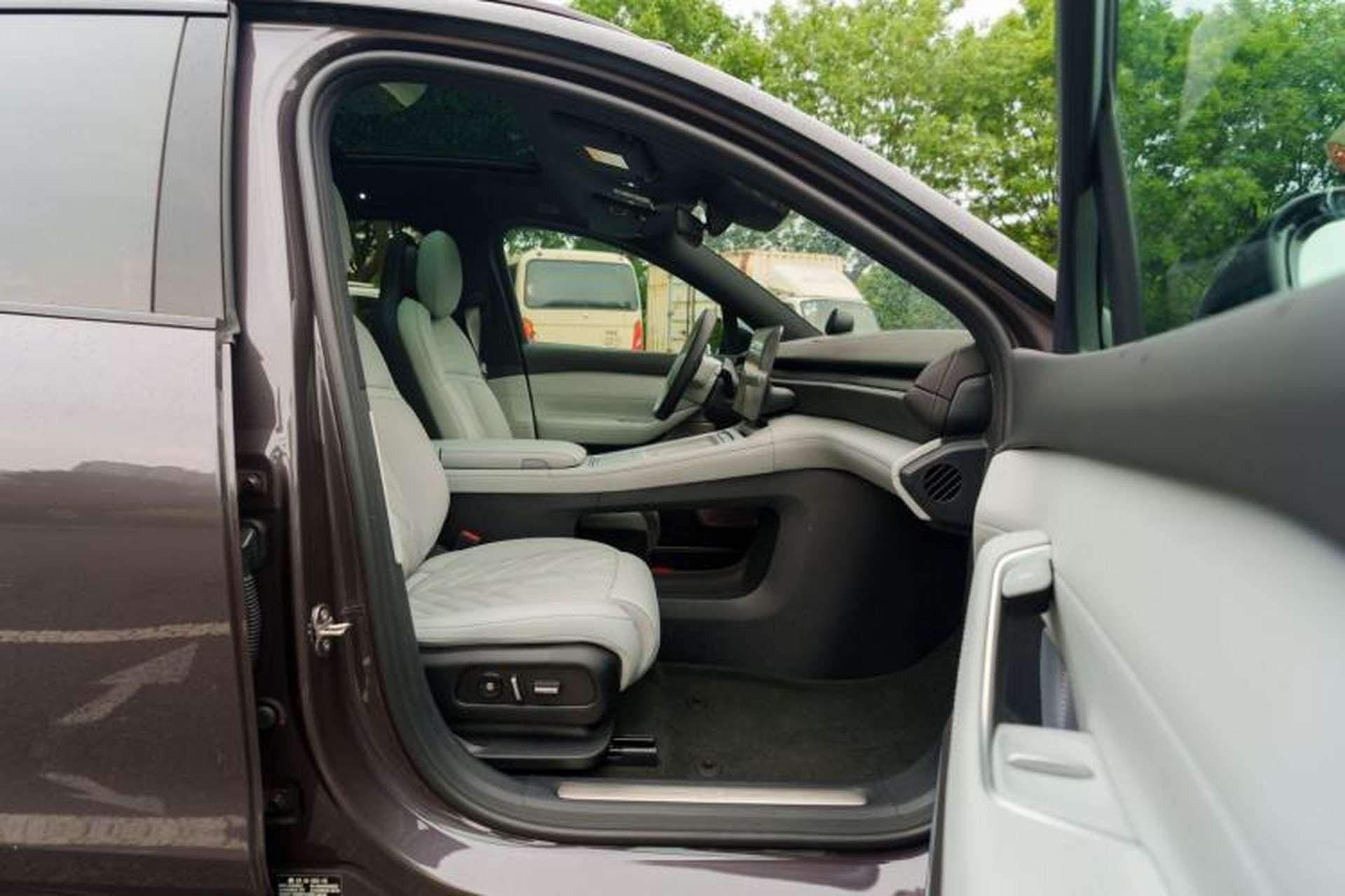 Used Nio ES6 2025 75 kWh Interior 3