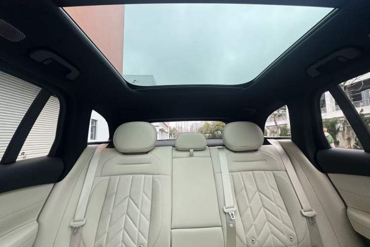 Used Nio ES6 2025 75 kWh Interior 3