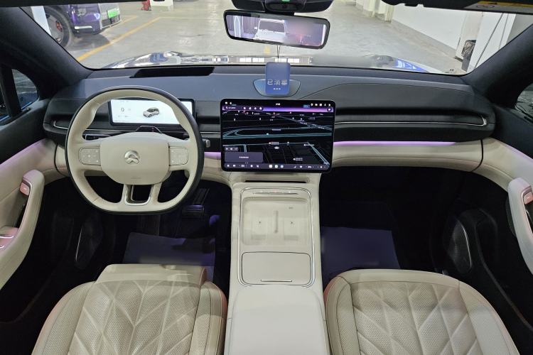 Used Nio ES6 2025 75 kWh Interior 3