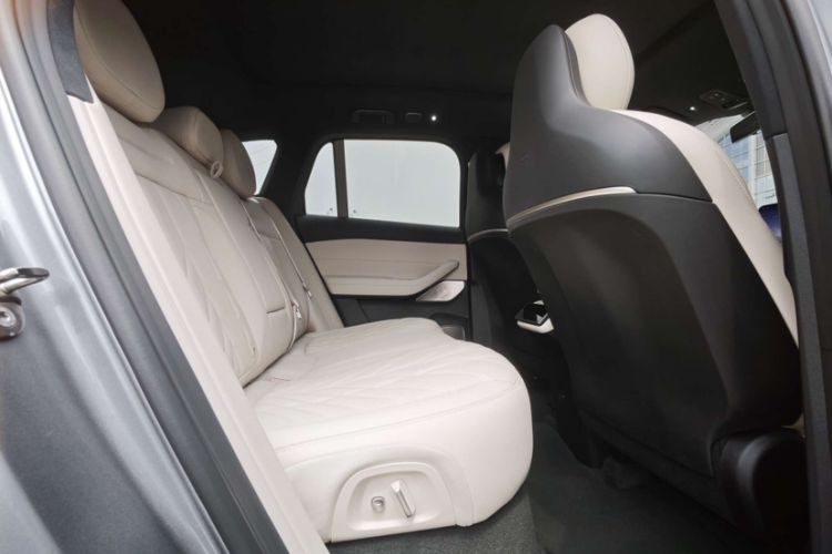Used Nio ES6 2025 75 kWh Interior 3