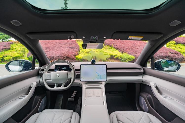 Used Nio ES6 2025 75 kWh Interior 6