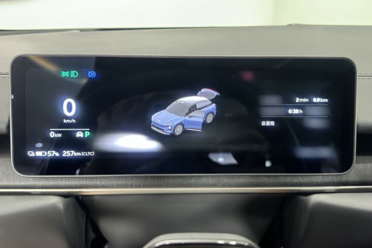 Used Nio ES6 2025 75 kWh Interior 7