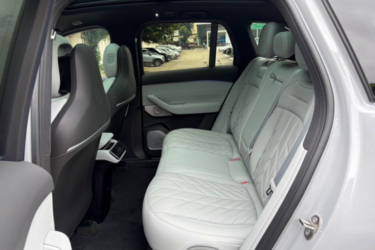 Used Nio ES6 2025 75 kWh Interior 8