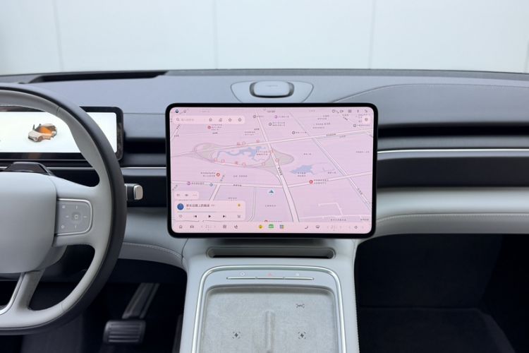 Used Nio ES6 2025 75 kWh Interior 8