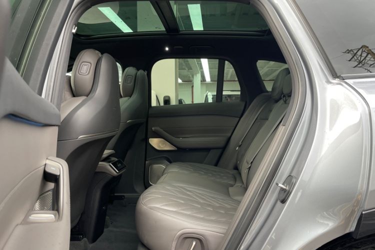 Used Nio ES6 2025 75 kWh Interior 9