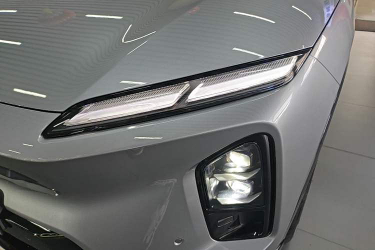 Used Nio ES6 2025 Model 100kWh 300,000th Anniversary Edition Left Front Headlight