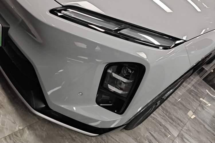 Used Nio ES6 2025 75 kWh Left Front Headlight